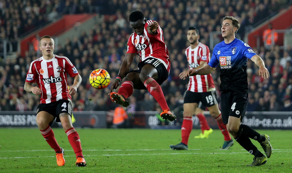 其他大洲足球中北美：哥斯达黎加出师不利，库拉索或成新军