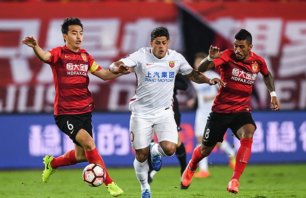 阿森纳前锋周末惹事，一度被误认为水晶宫球员