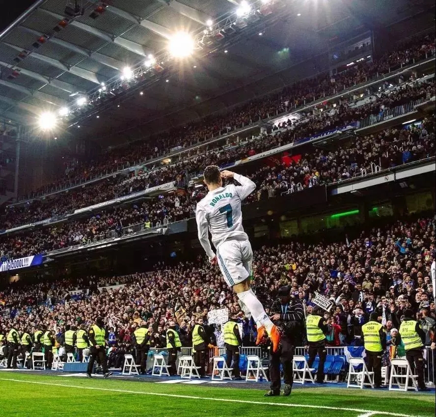 广东3消息！徐杰逃过一劫，麦考尔意外受伤，胡明轩正式回归