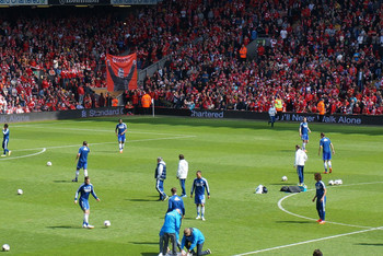 2025年欧洲足坛夏窗：英超创纪录 红军包揽前3（2025欧洲夏窗：英超破纪录，利物浦包揽前三）