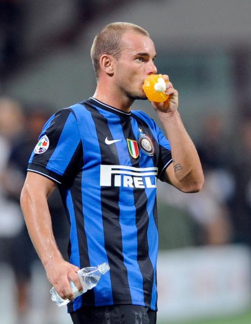 中超半场：阿奇姆彭破门，恩里克扳平，河南1-1云南玉昆（半场战报：阿奇姆彭先拔头筹，恩里克回敬，河南暂1-1云南玉昆）