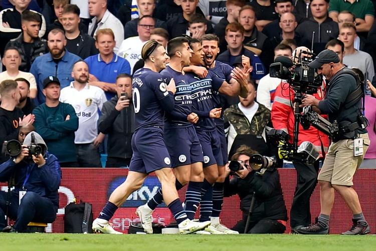 2025／26赛季英超：不降反升！23岁沃尔特马德身价涨至7000万（英超2025／26赛季：23岁沃尔特马德身价逆势飙升至7000万）