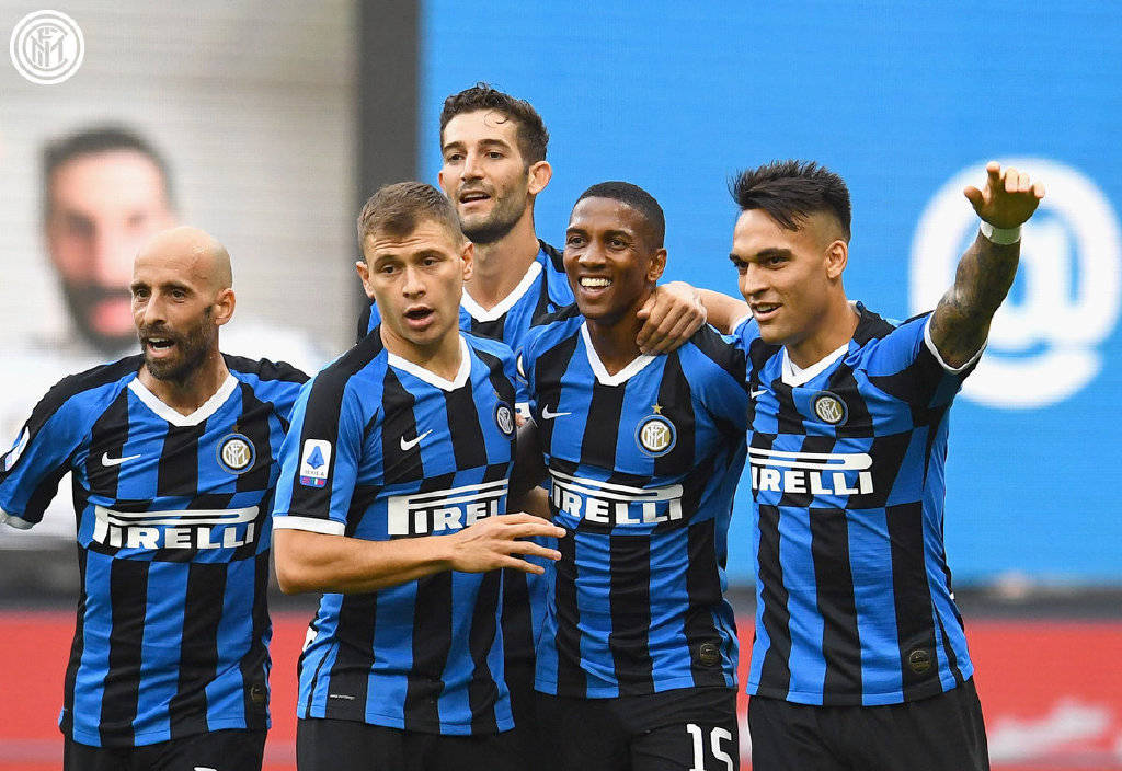 苏里南主帅滕·卡特有意归化三人：萨默维尔、皮罗、杜奇（滕·卡特拟为苏里南归化三将：萨默维尔、皮罗、杜奇）