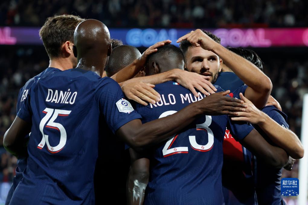 马塞利诺：我们是西甲丢球最少的球队，在欧冠赛场却漏洞百出（马塞利诺：西甲失球最少的我们，欧冠防线却破绽连连）