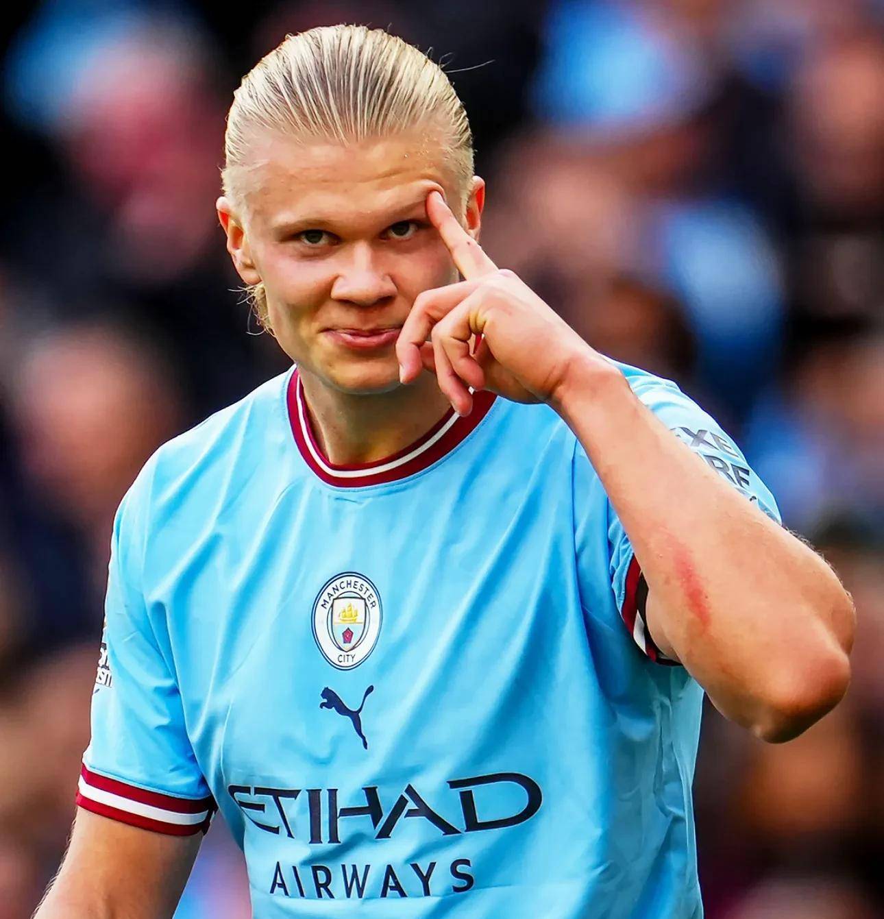 43.3米超远吊射破门，亚当斯创造本赛季英超最远距离进球