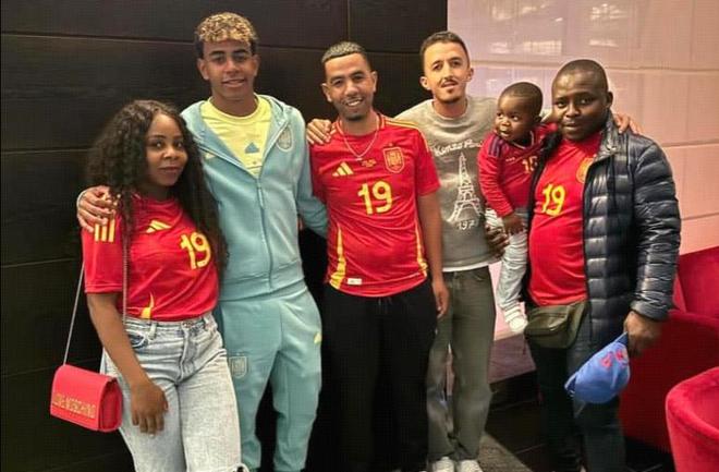 每体：巴萨关注森林后卫穆里略，将其列入夏窗的潜在目标名单（每体：巴萨盯上森林后卫穆里略，纳入今夏引援候选名单）