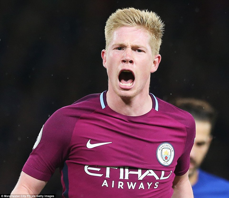 英超夺冠赔率更新：维拉冲至并列第三，阿森纳稳居第一（英超冠军赔率最新榜：阿森纳稳居榜首，维拉跃升至并列第三）