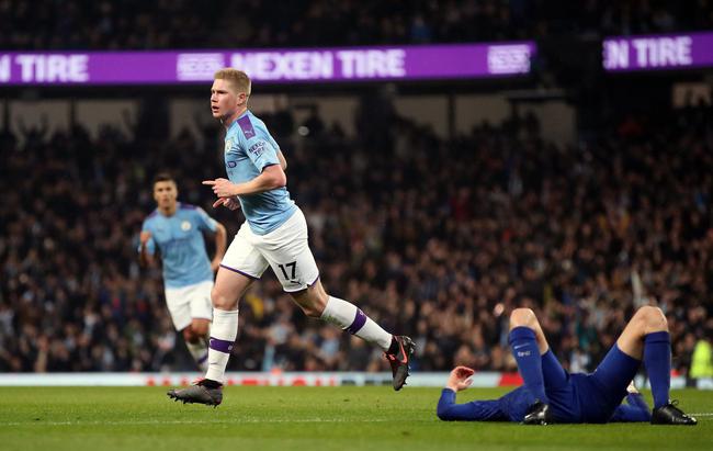 罗马诺：梅努可能在1月离开曼联，那不勒斯对租借他很感兴趣