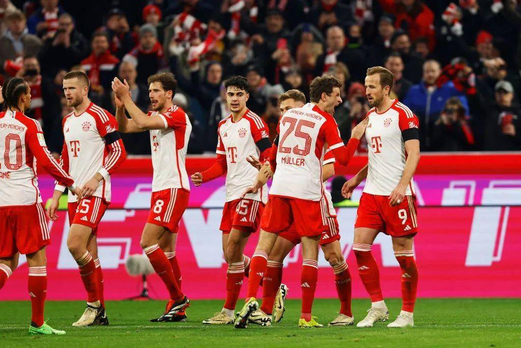 德天空：34岁因西涅有意重返欧洲足坛，甚至愿接受大幅降薪（德天空：34岁因西涅盼回归欧洲赛场，不惜接受大幅降薪）