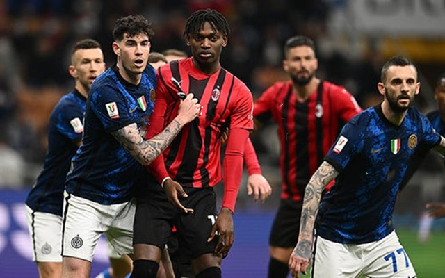 足球队员饮食与恢复计划