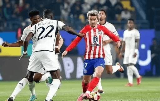 罗马诺：奥斯卡·鲍伯可能在1月离开曼城，多特已经送上报价（罗马诺：多特已报价奥斯卡·鲍伯，球员或在一月离开曼城）